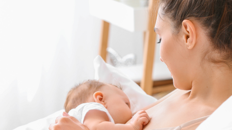Cluster Feeding Survival Guide: Navigating the Nighttime Nursing Sessions