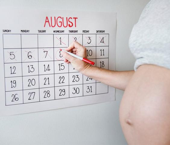HOW TO COPE WHEN YOUR BABY IS OVERDUE | The Milky Tee Company