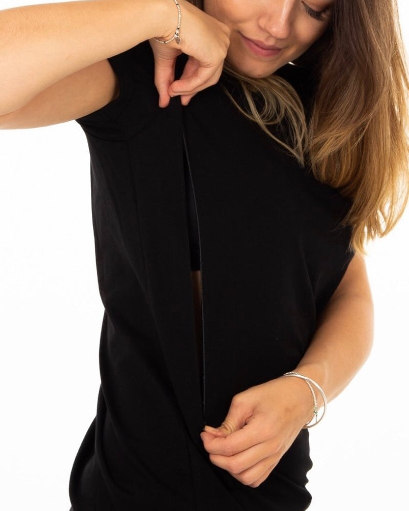 PLAIN BLACK Breastfeeding T-shirt - The Milky Tee Company